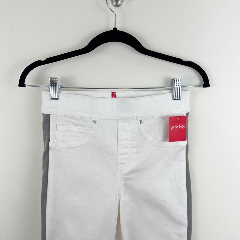 Spanx White Raw Hem Pull on Skinny Jeans with Side Stripe Size XS (0) NWT - Picture 4 of 14